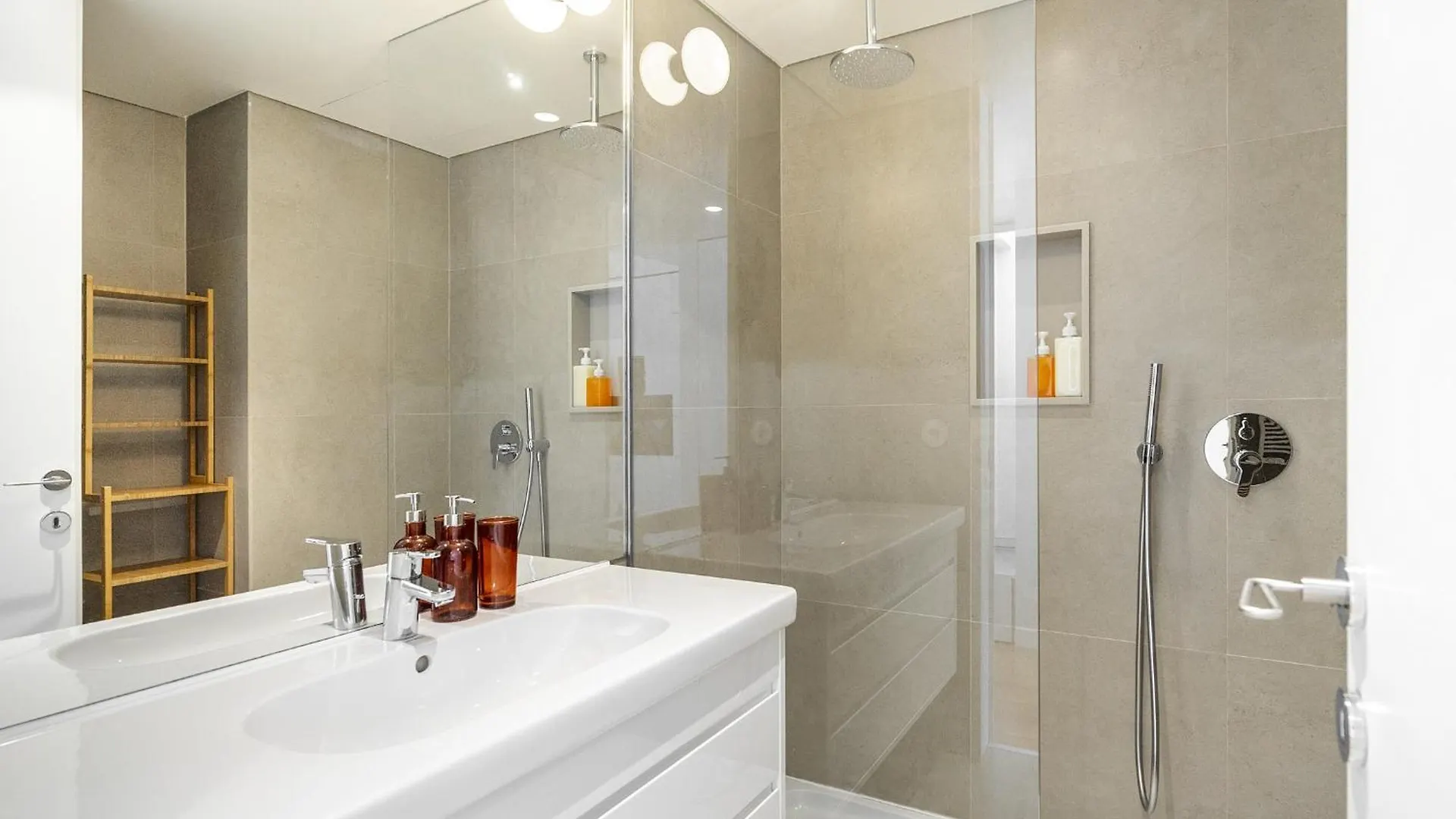 Whome Top Floor W Luxury Design Premium Location Лиссабон Апартаменты